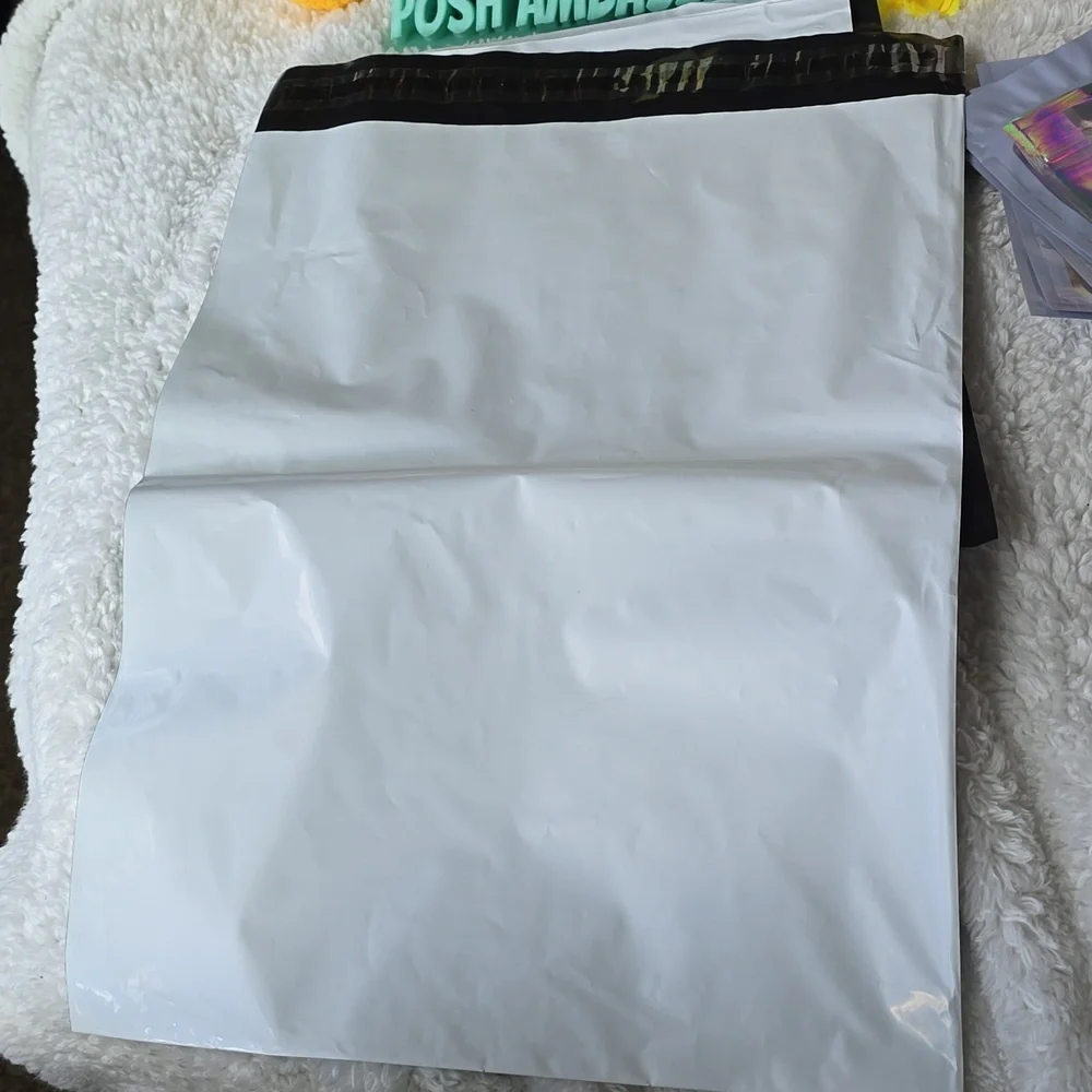 Sellers SHIPPING BUNDLE Poly Mailers, Resealable Pouchs, Stickers, Cards - Picture 7 of 8
